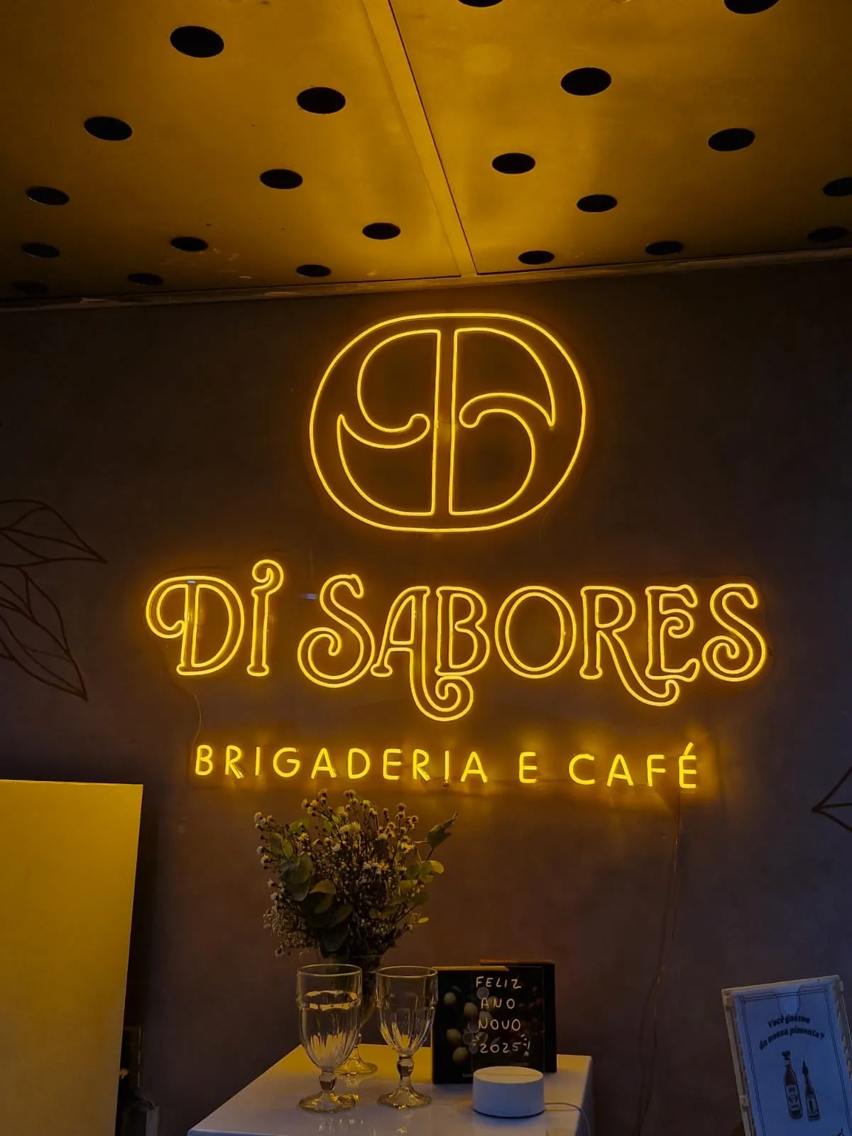 Balcão da brigaderia Di Sabores
